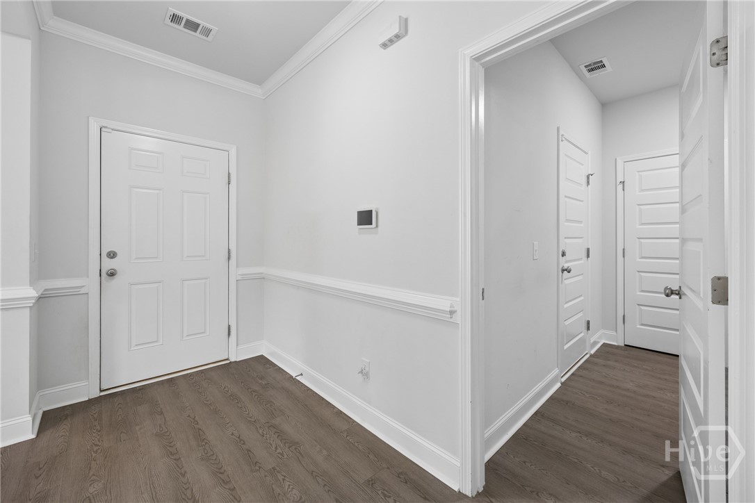 207 Thatcher Street