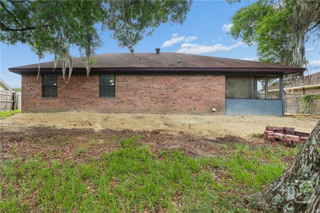 902 Black Willow Drive