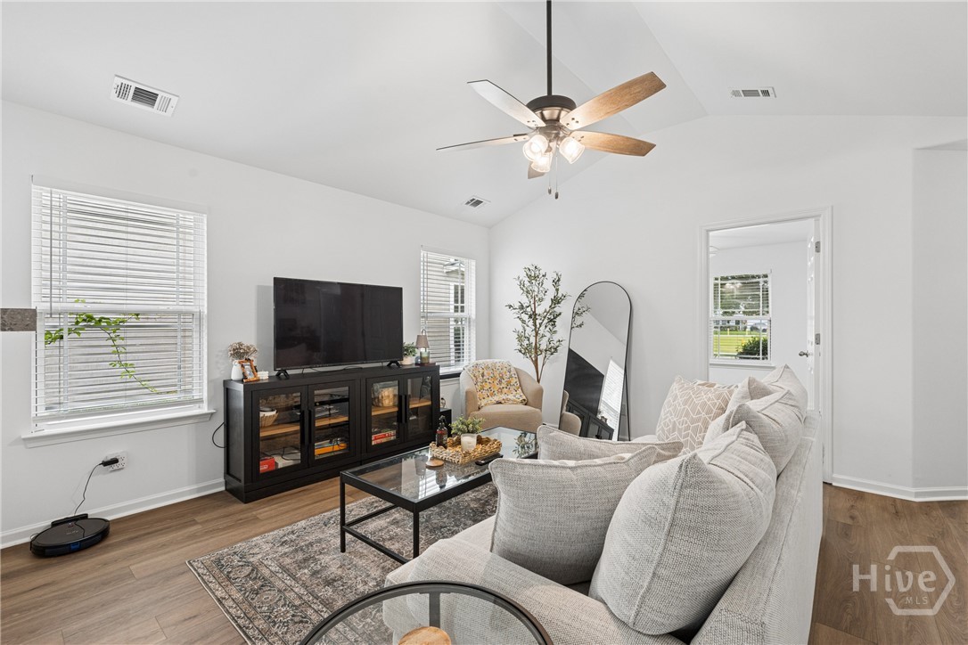 115 Fox Glen Court