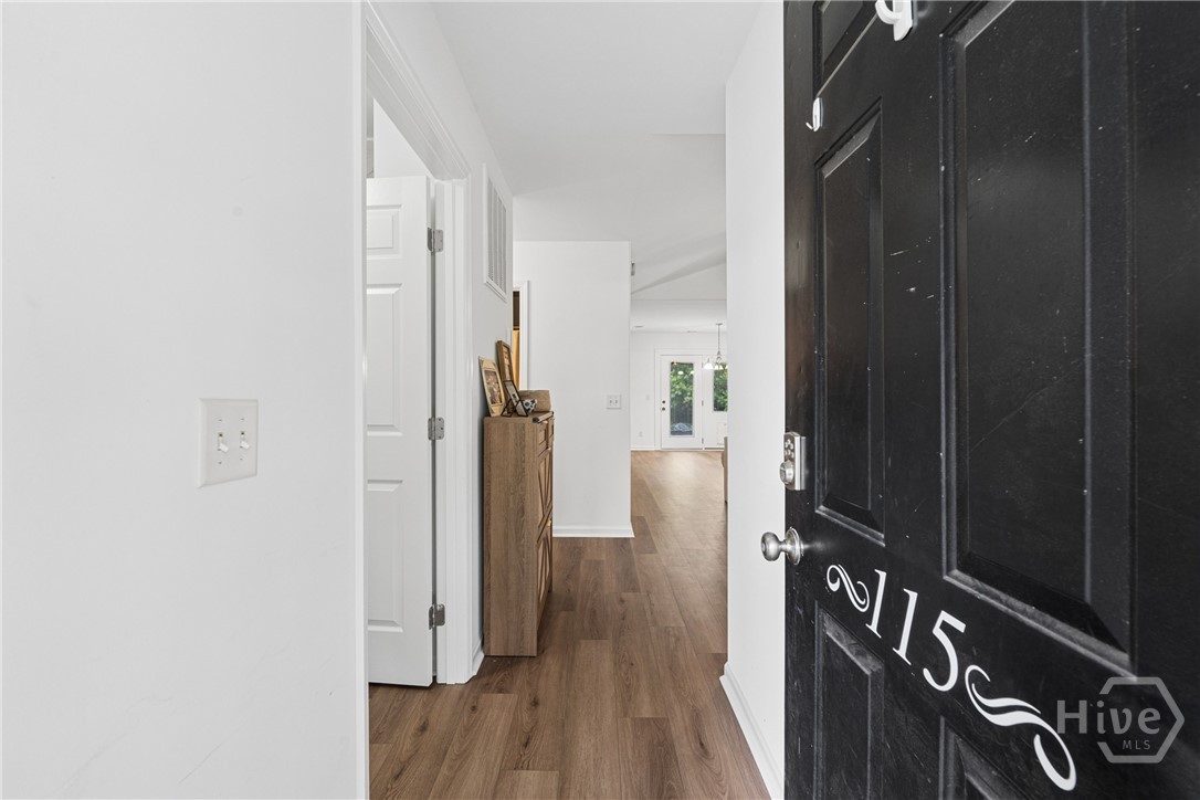 115 Fox Glen Court