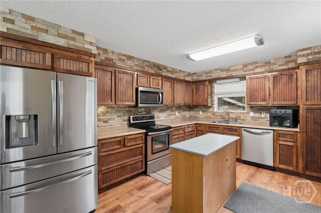 325 Groveland Nevils Road