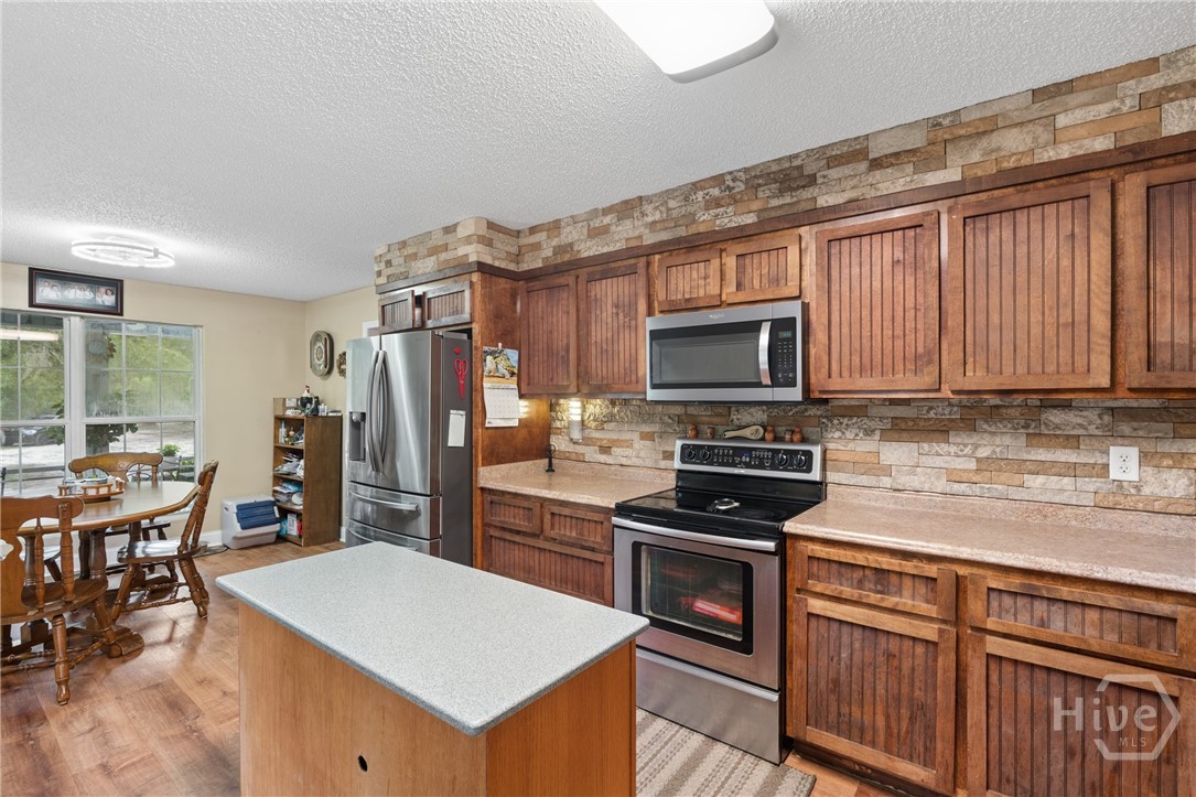 325 Groveland Nevils Road