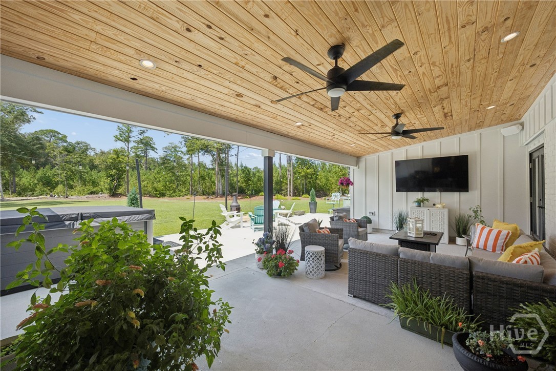 5087 Highway 119 N