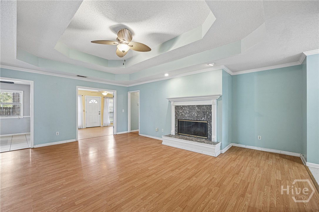 940 Hunters Run Road