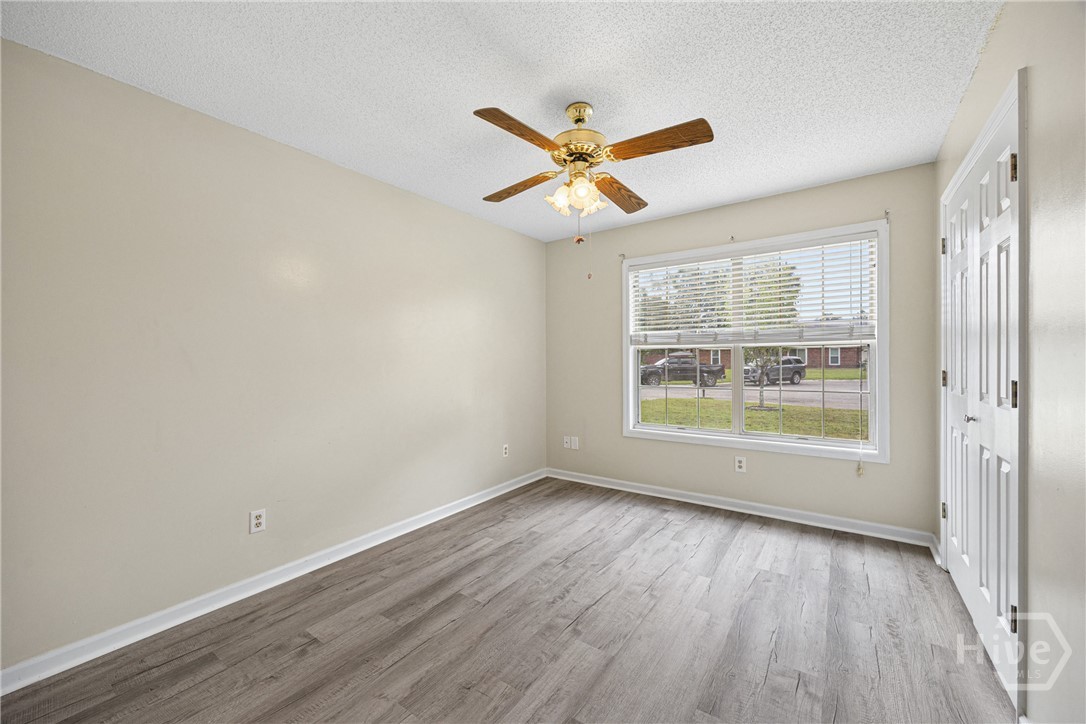 940 Hunters Run Road