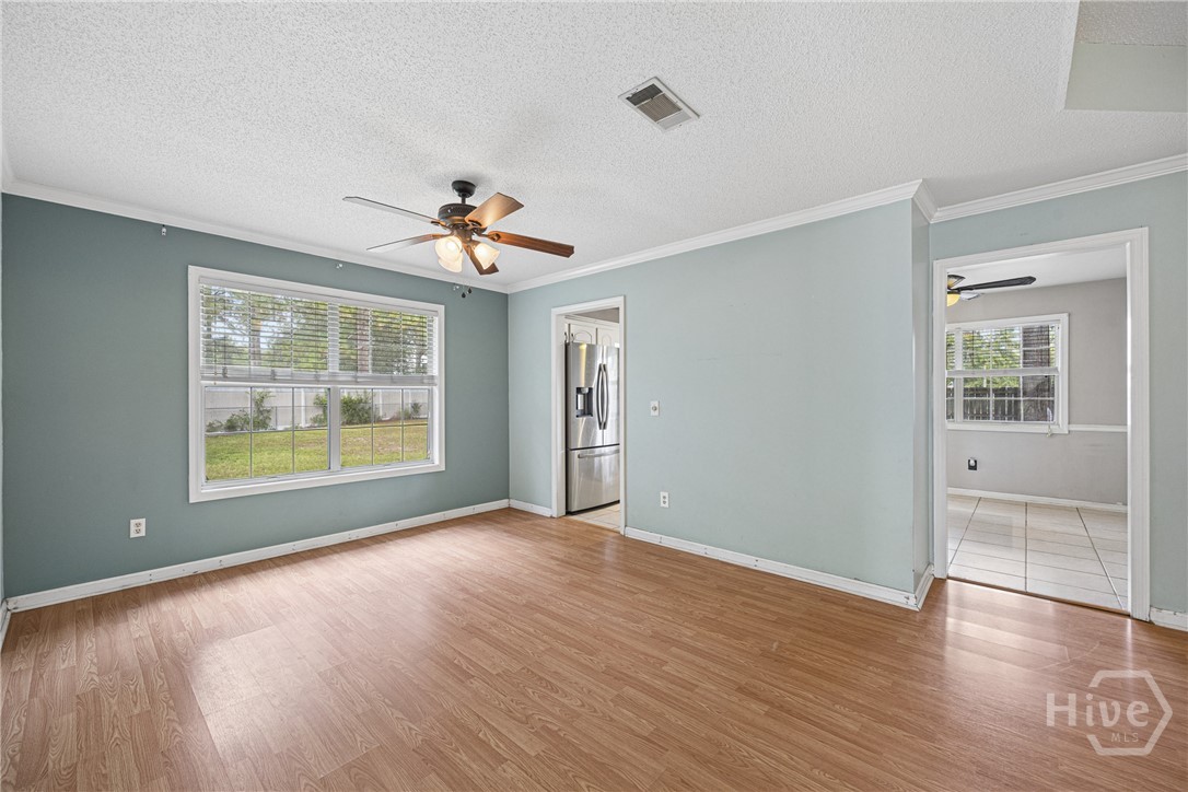 940 Hunters Run Road