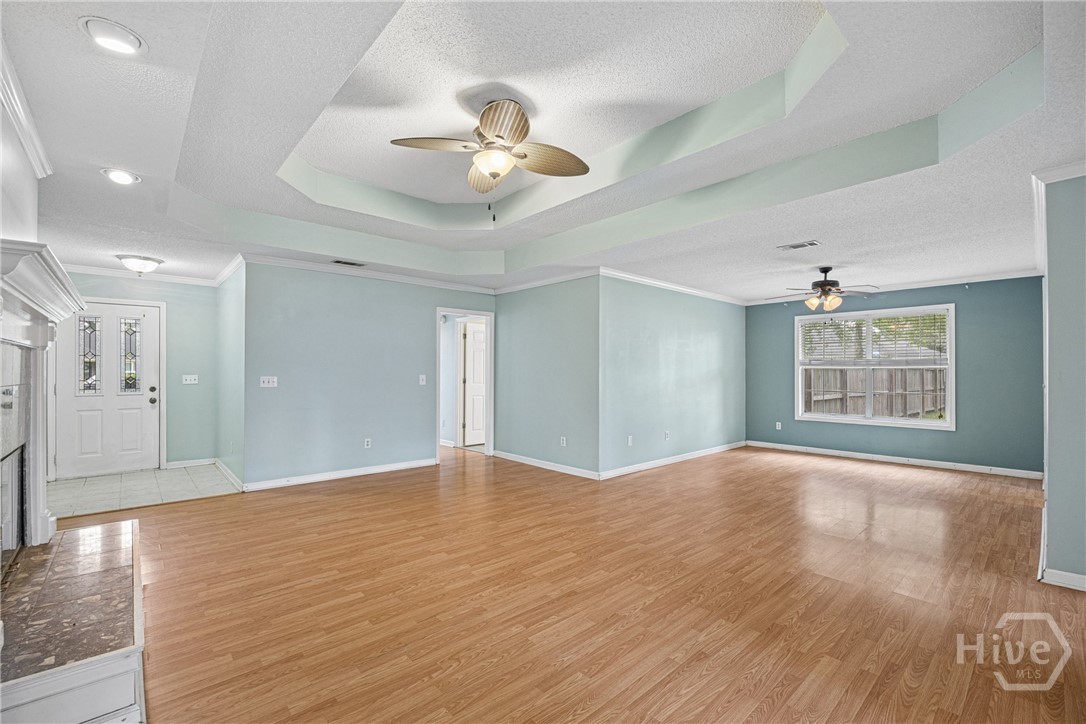 940 Hunters Run Road