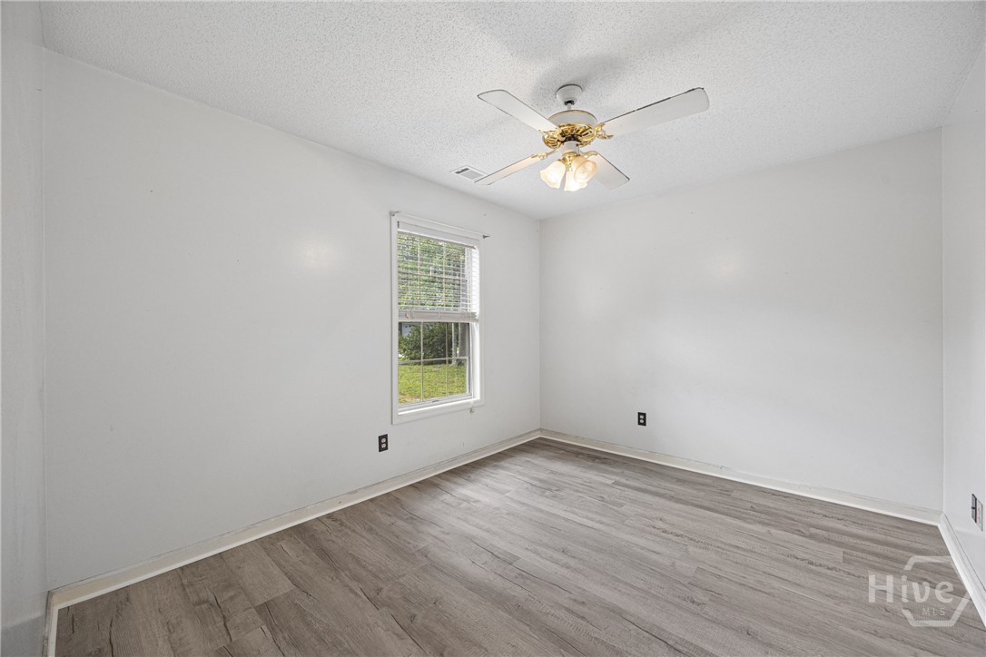 940 Hunters Run Road