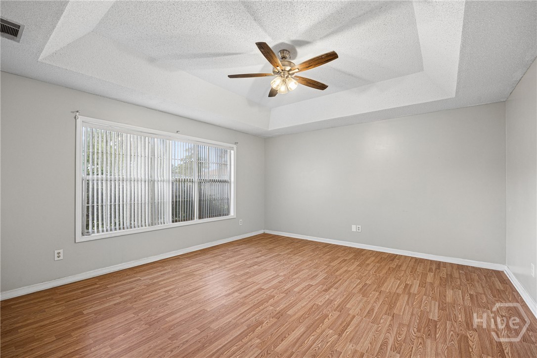 940 Hunters Run Road