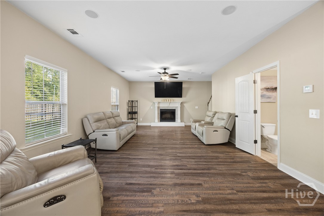 121 Annie Drive