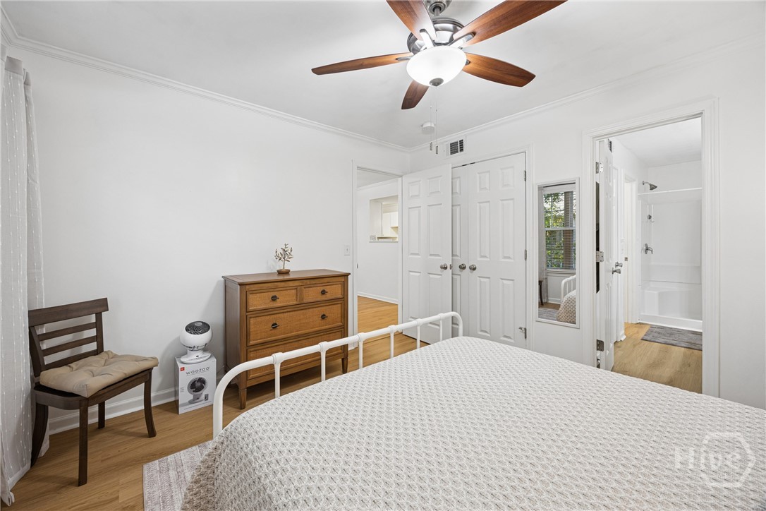 401 N Cromwell Road