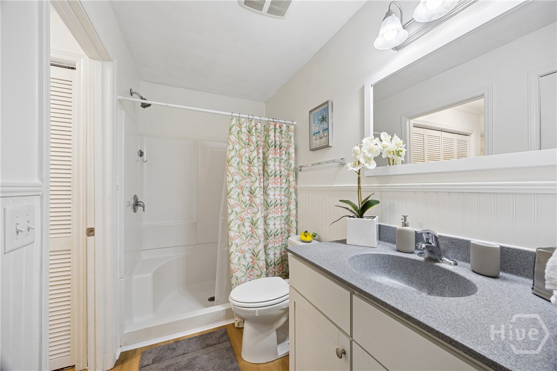401 N Cromwell Road