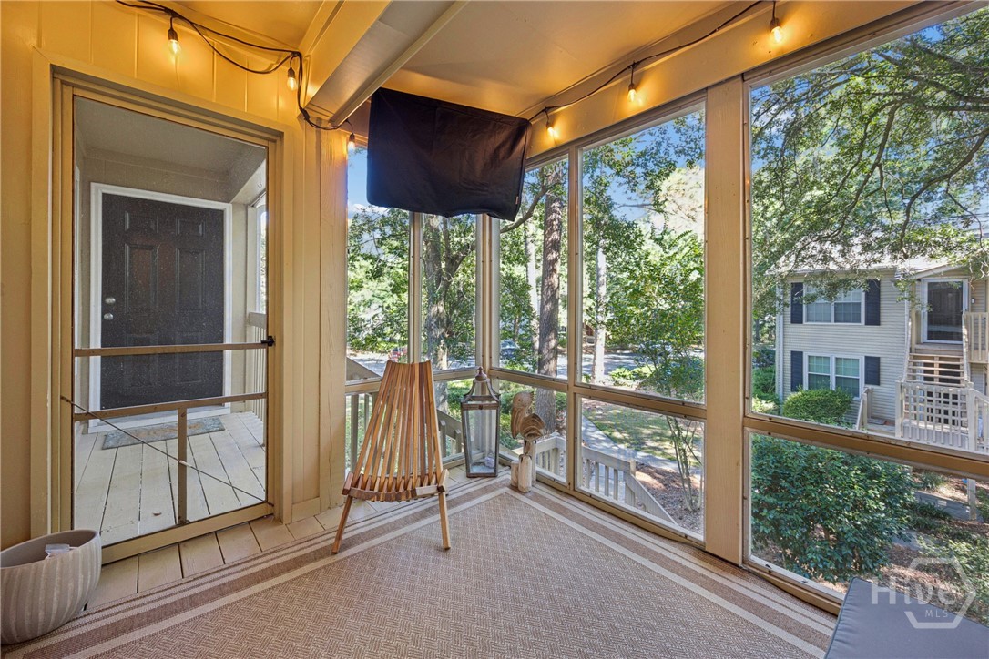 401 N Cromwell Road