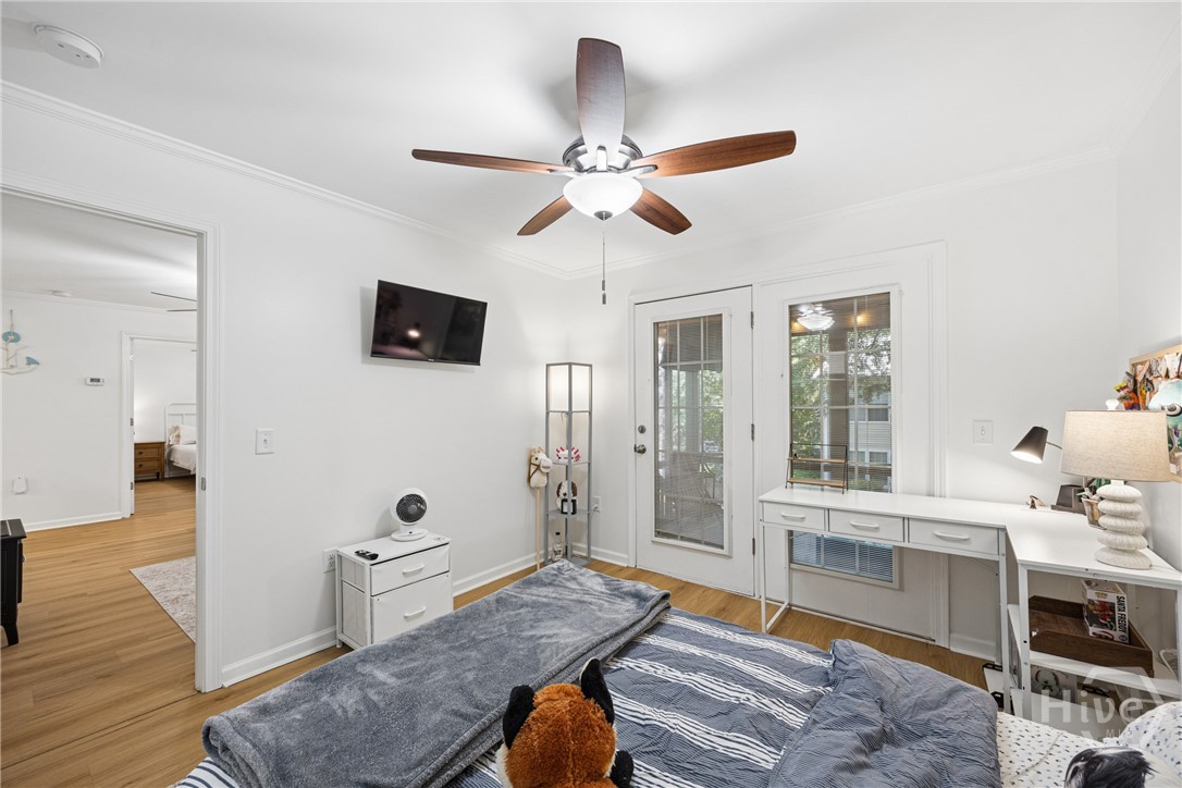 401 N Cromwell Road