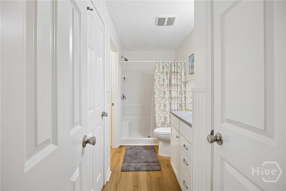 401 N Cromwell Road