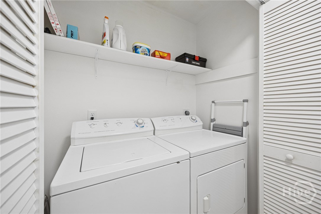 401 N Cromwell Road