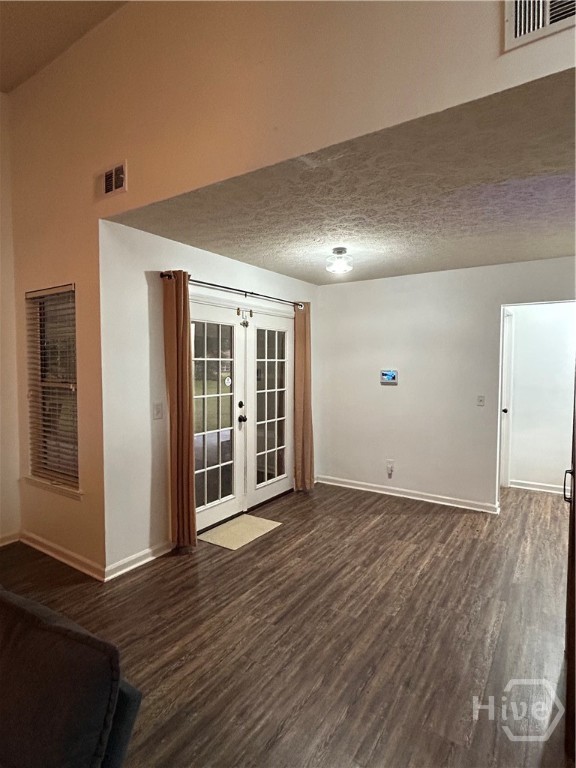 109 Live Oak Circle