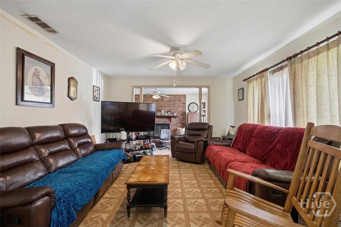 117 Nassau Drive
