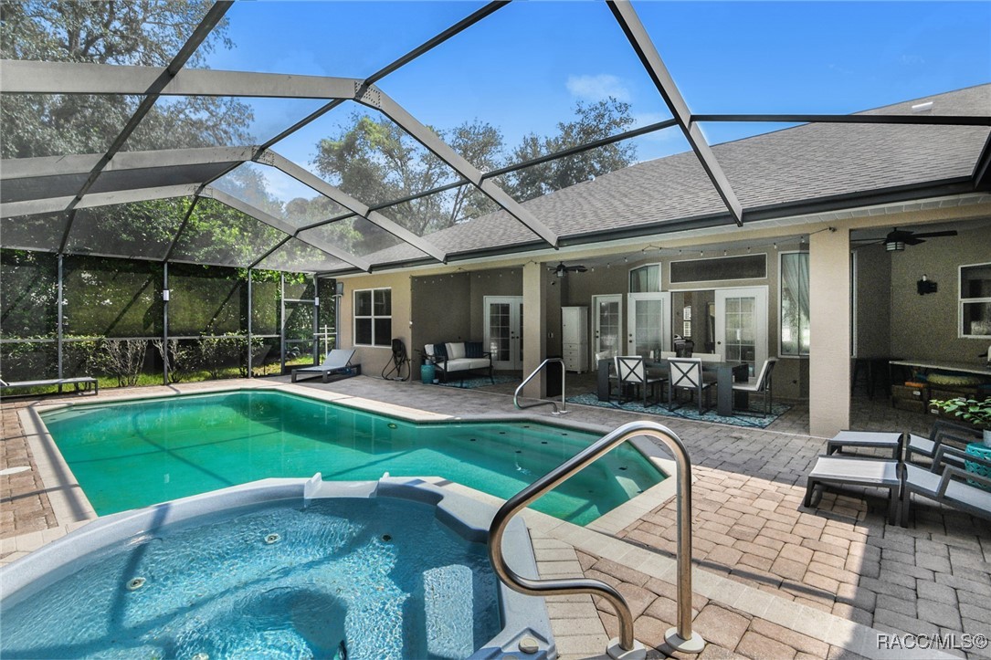 1350 N CIRCUS Terrace