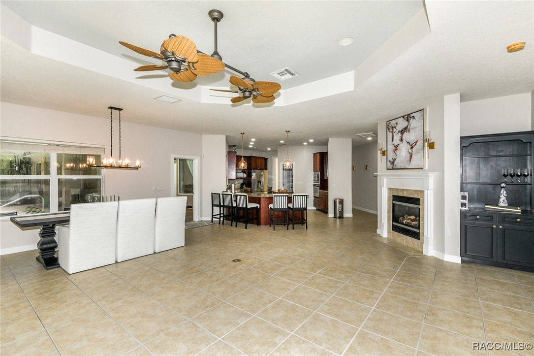 1350 N CIRCUS Terrace