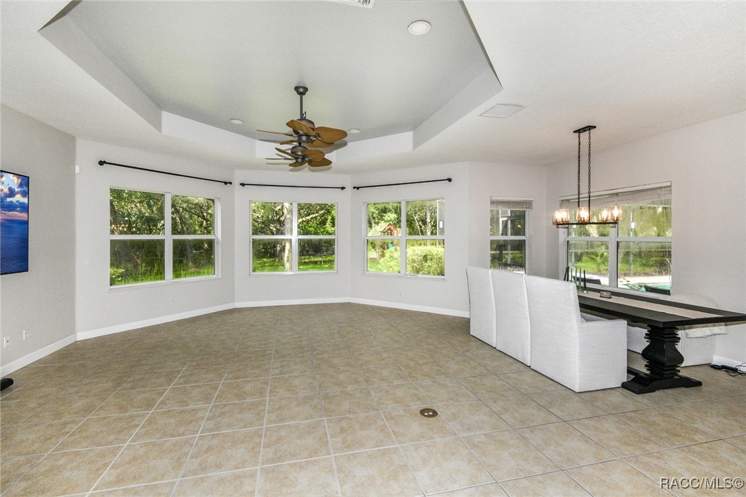 1350 N CIRCUS Terrace