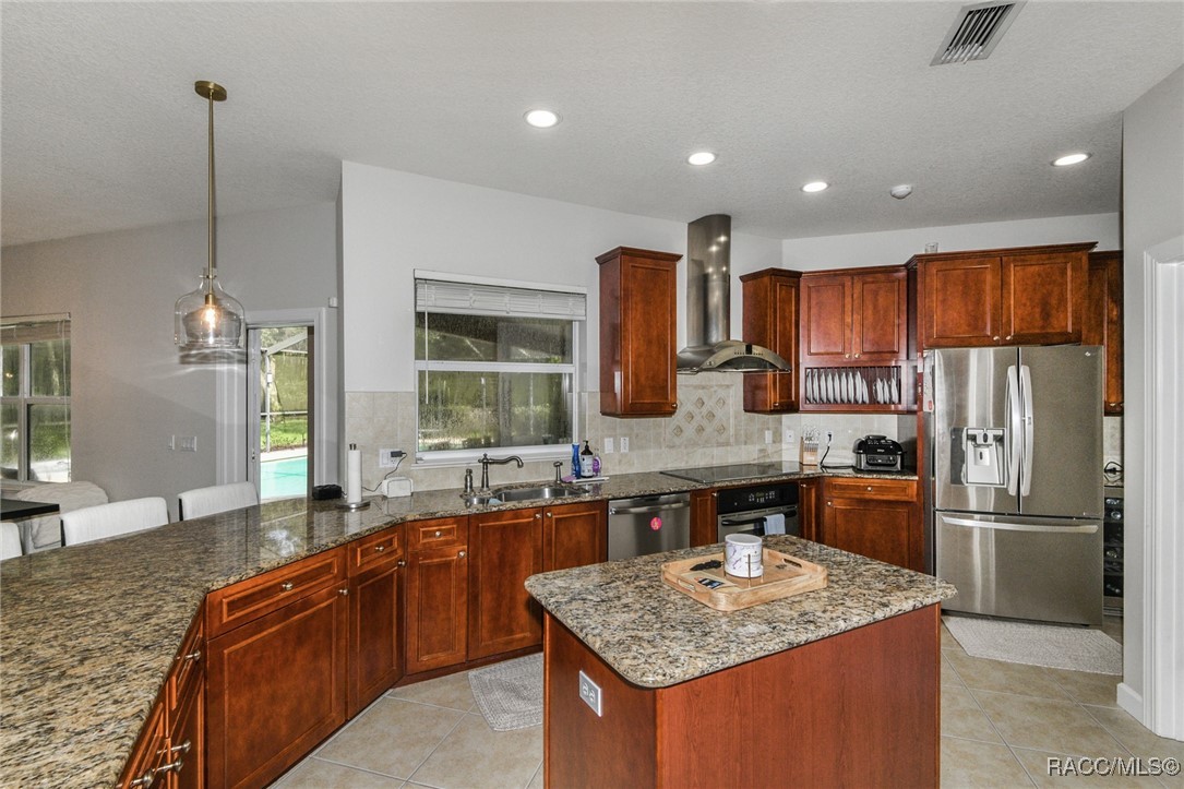 1350 N CIRCUS Terrace