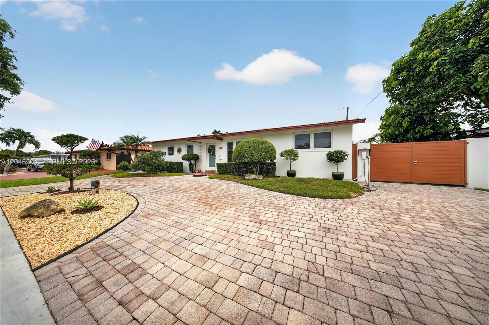 11180 SW 58th Ter