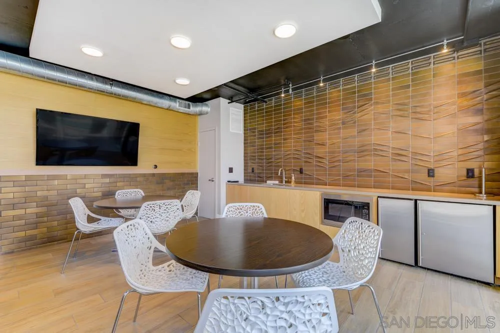 1240 India Street Unit: 1907