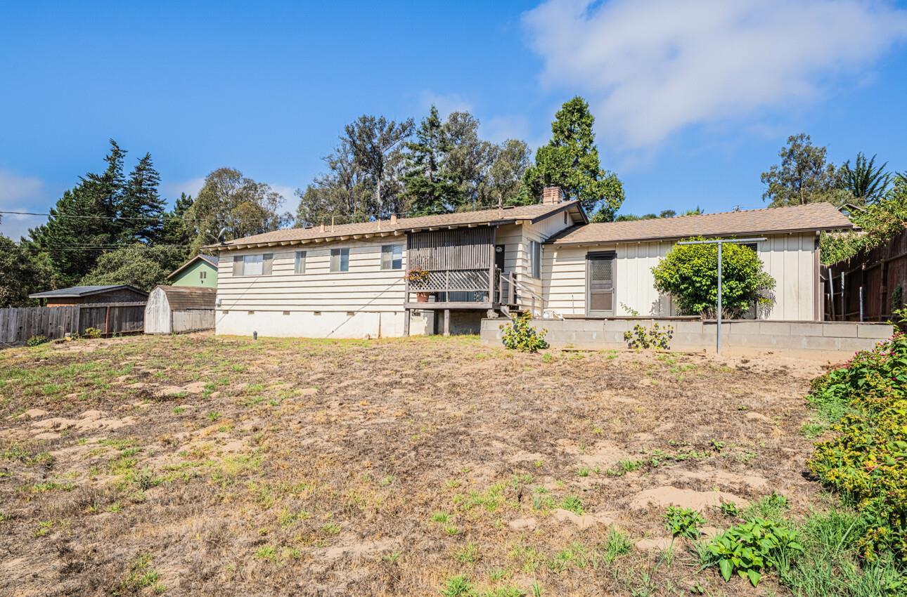 11 Montclair Place