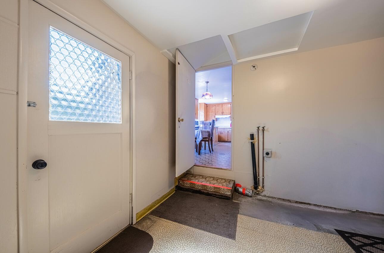 11 Montclair Place