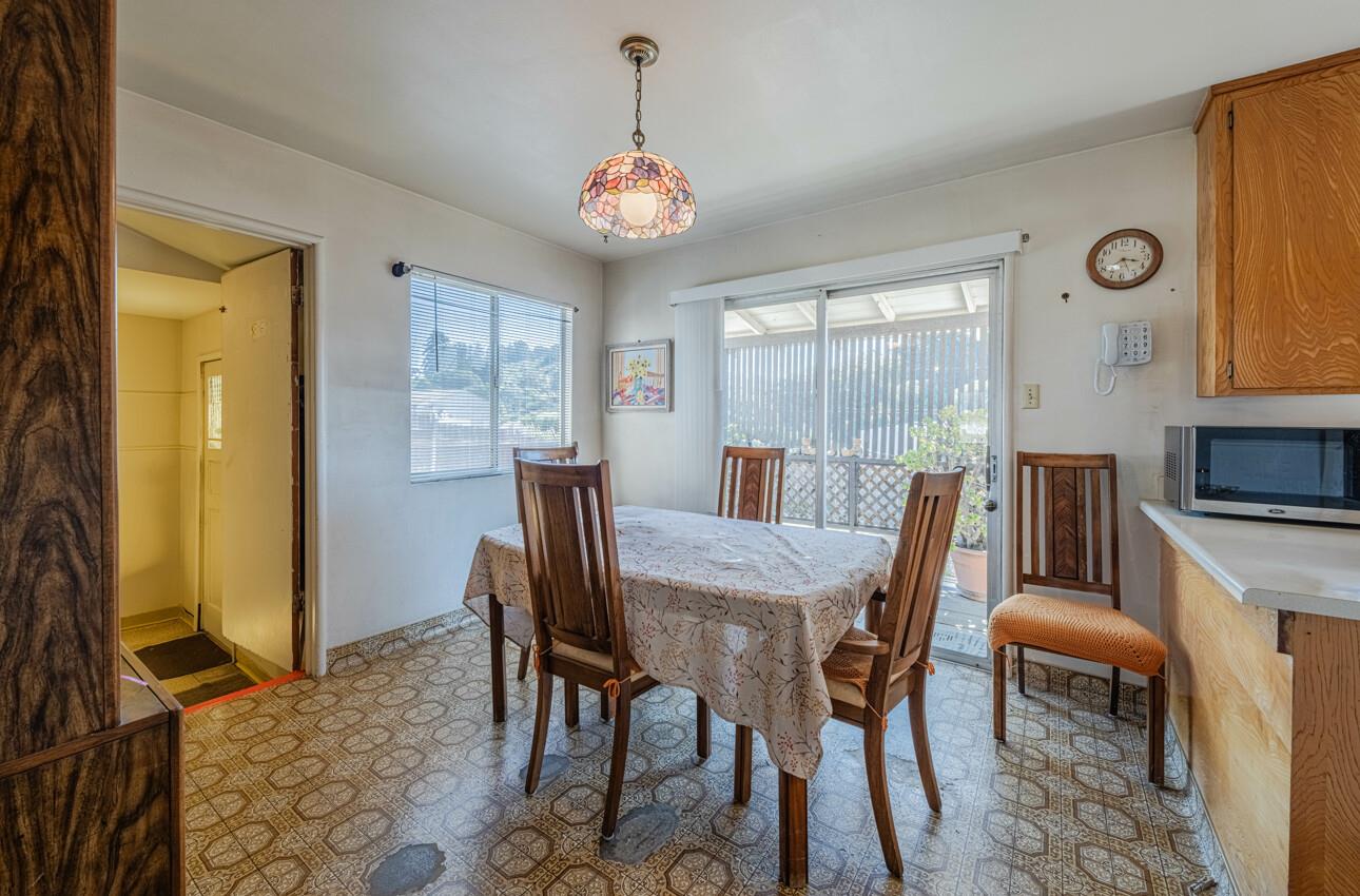 11 Montclair Place