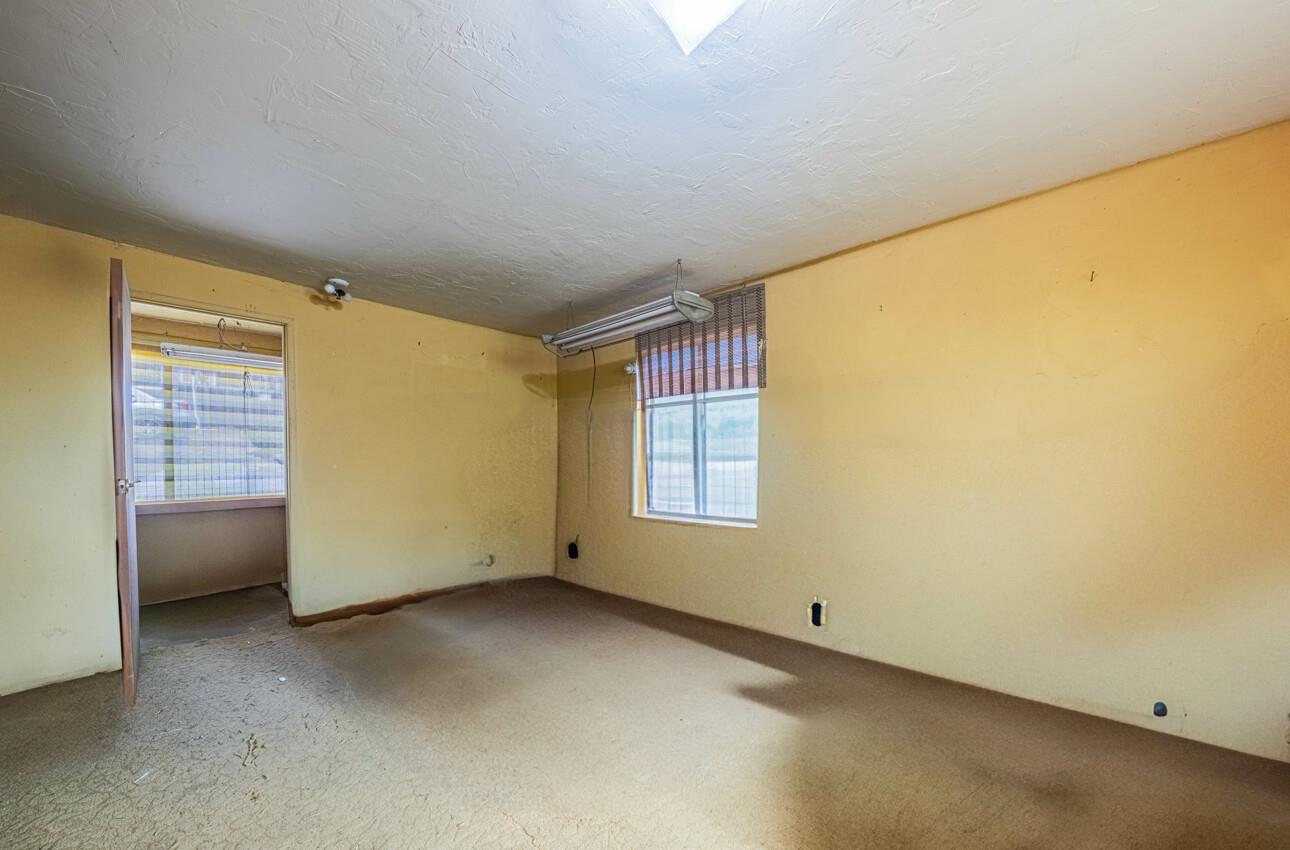 11 Montclair Place