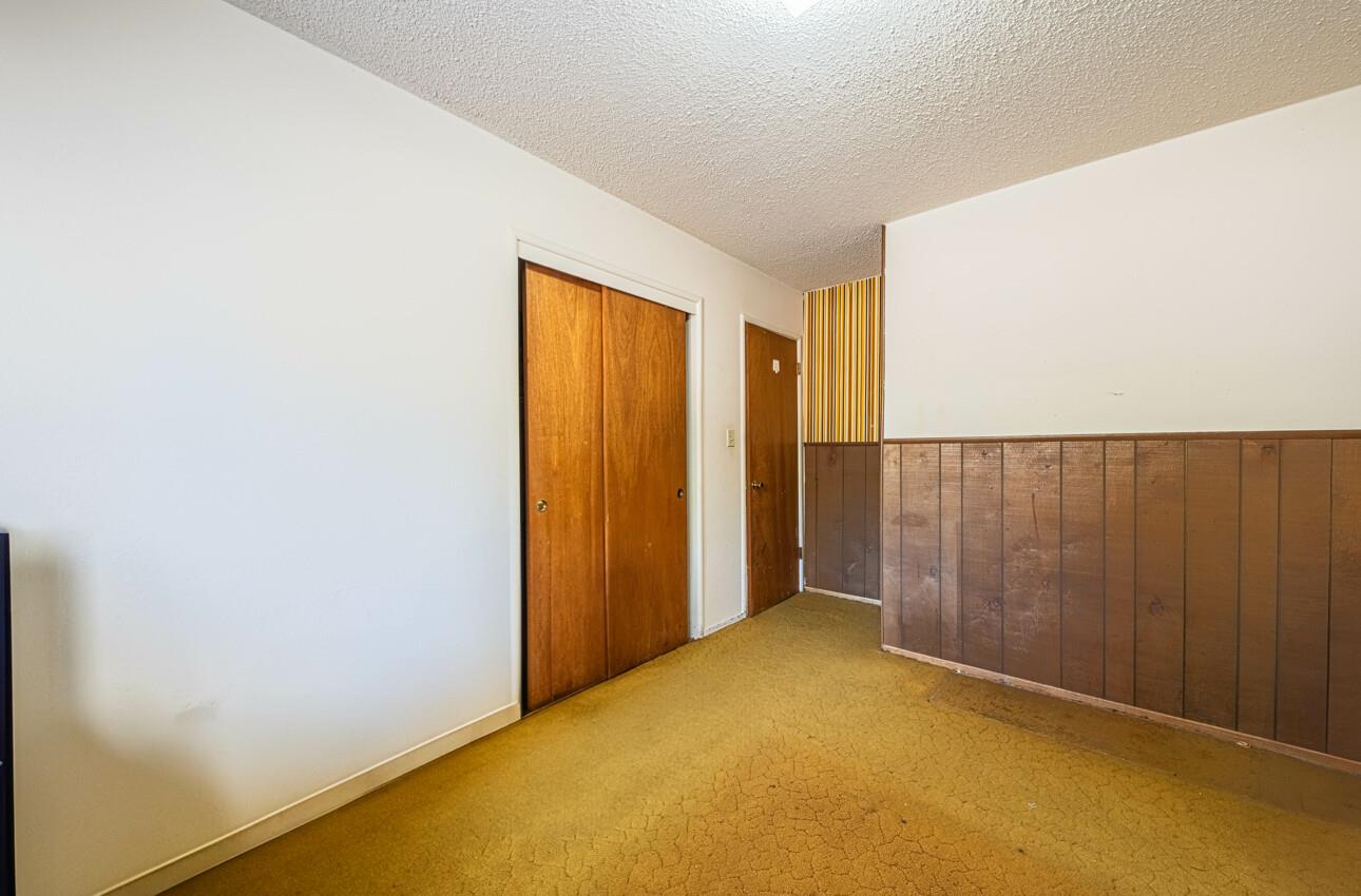 11 Montclair Place