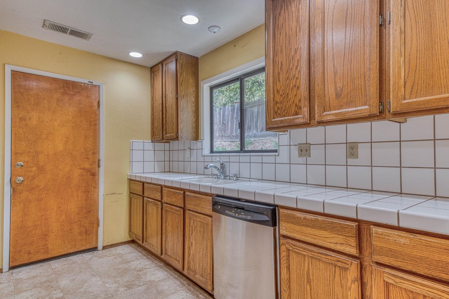 19602 Brentwood CT