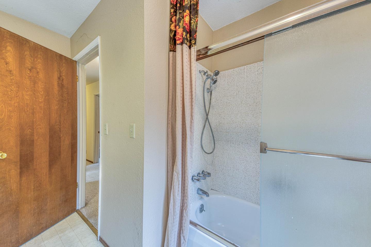 19602 Brentwood CT