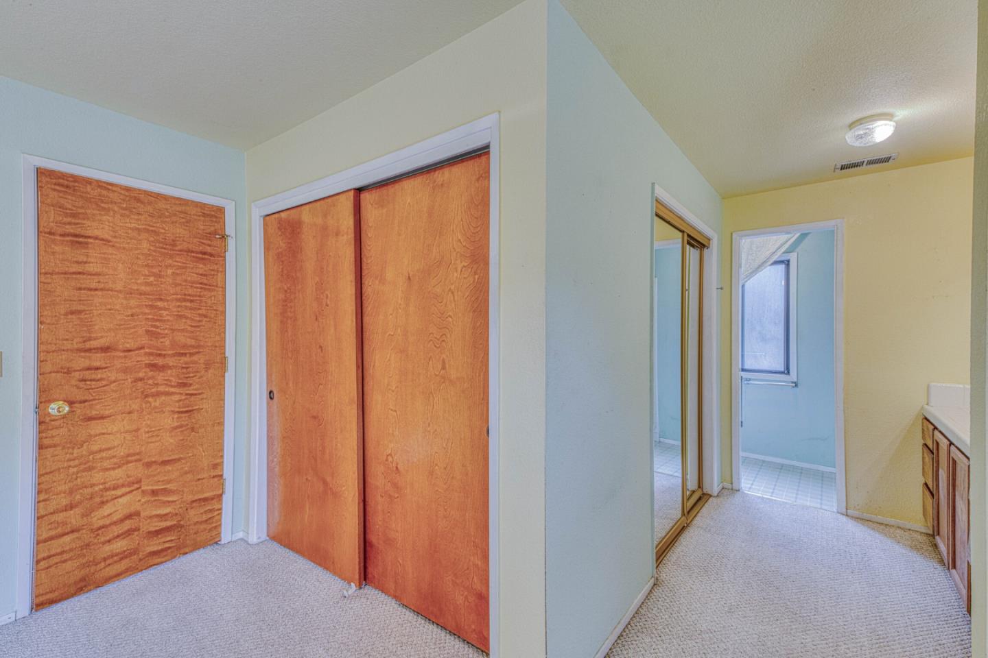 19602 Brentwood CT