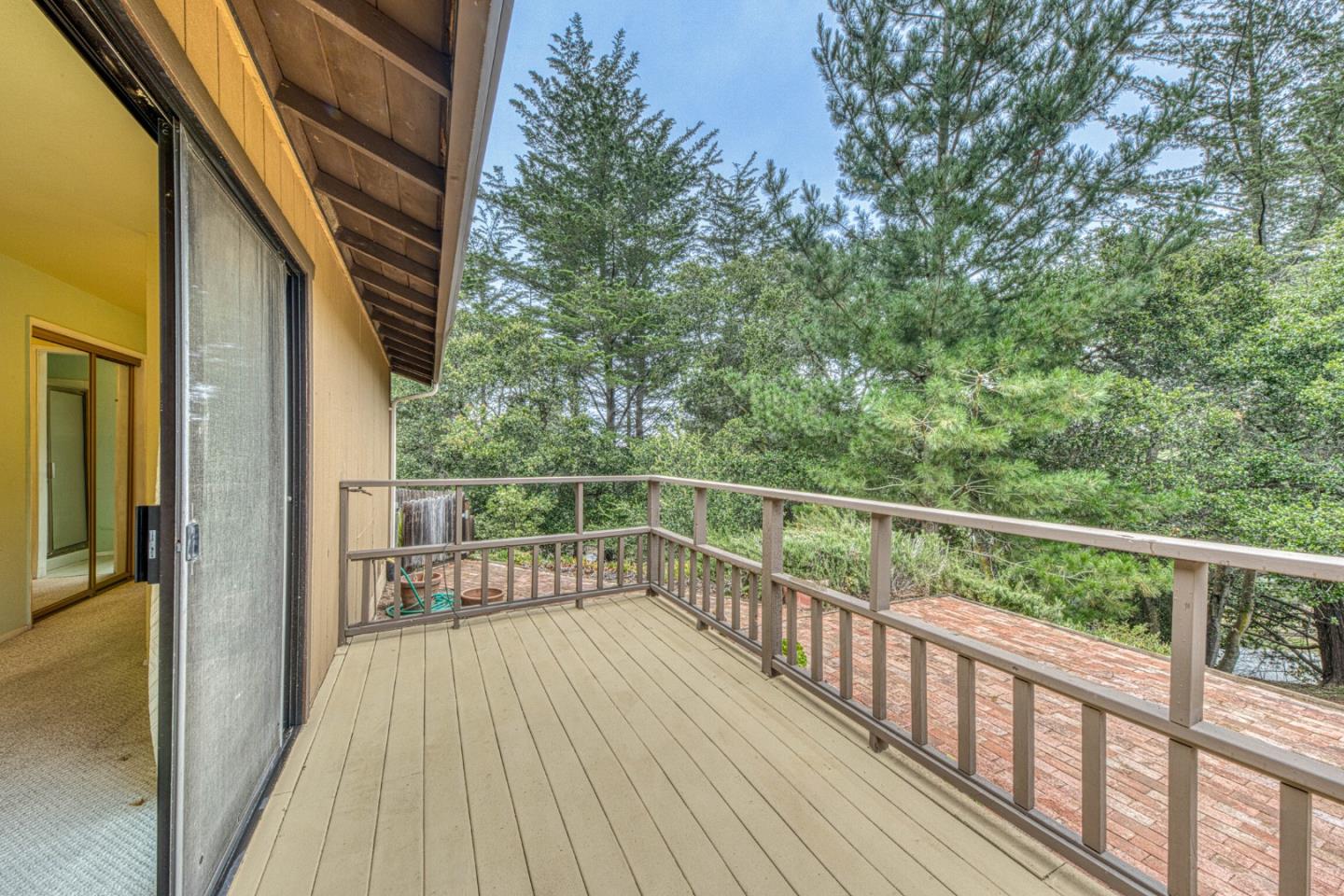 19602 Brentwood CT