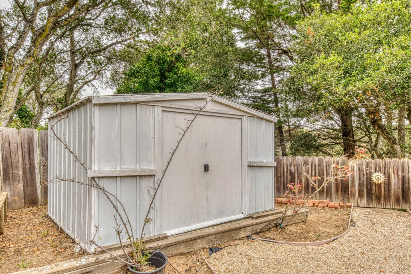19602 Brentwood CT