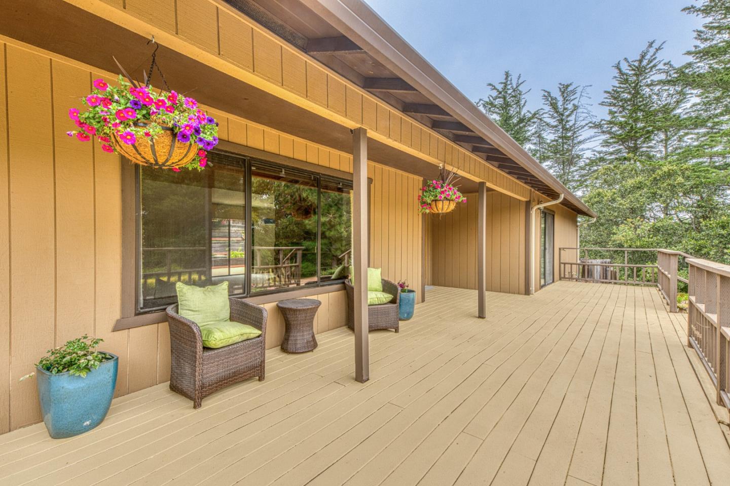 19602 Brentwood CT
