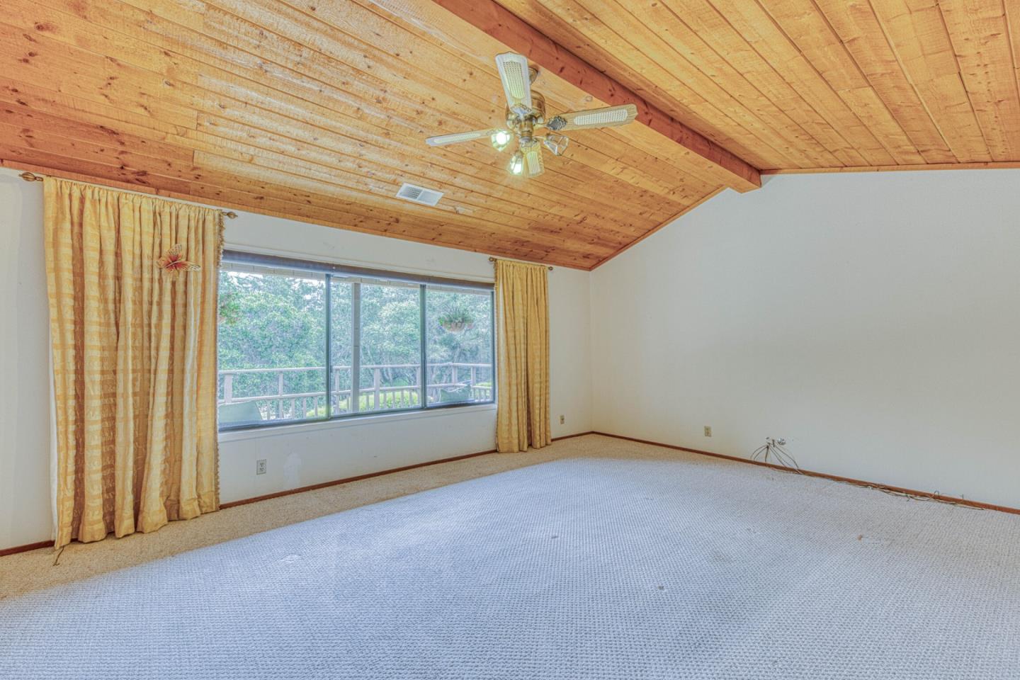 19602 Brentwood CT