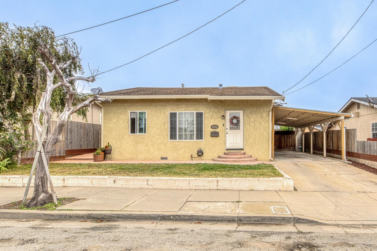 10941 Axtell ST