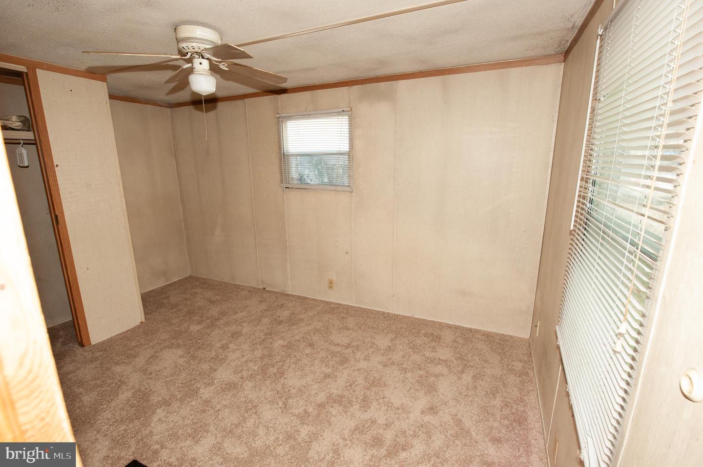 4 N Carrol St
