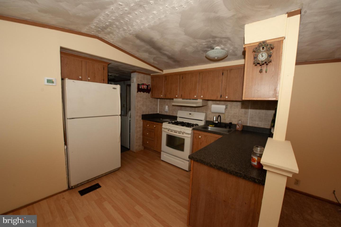 4 N Carrol St