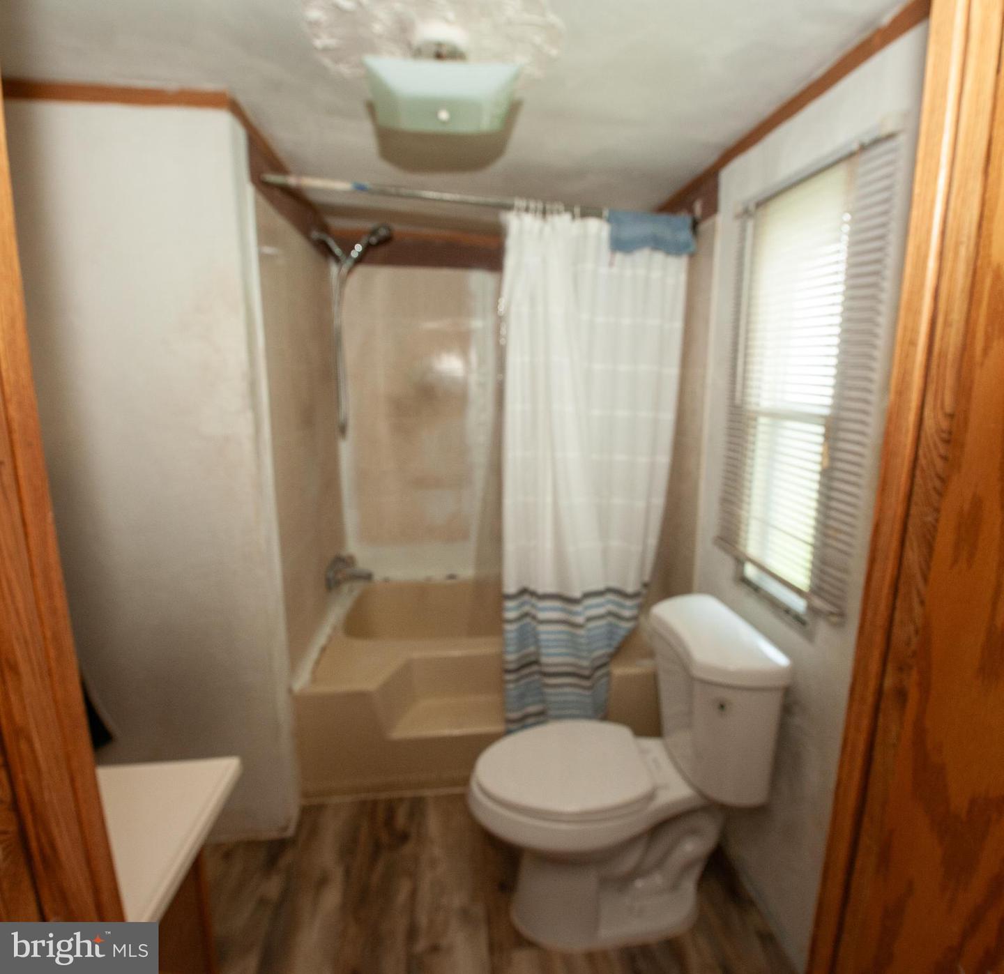 4 N Carrol St