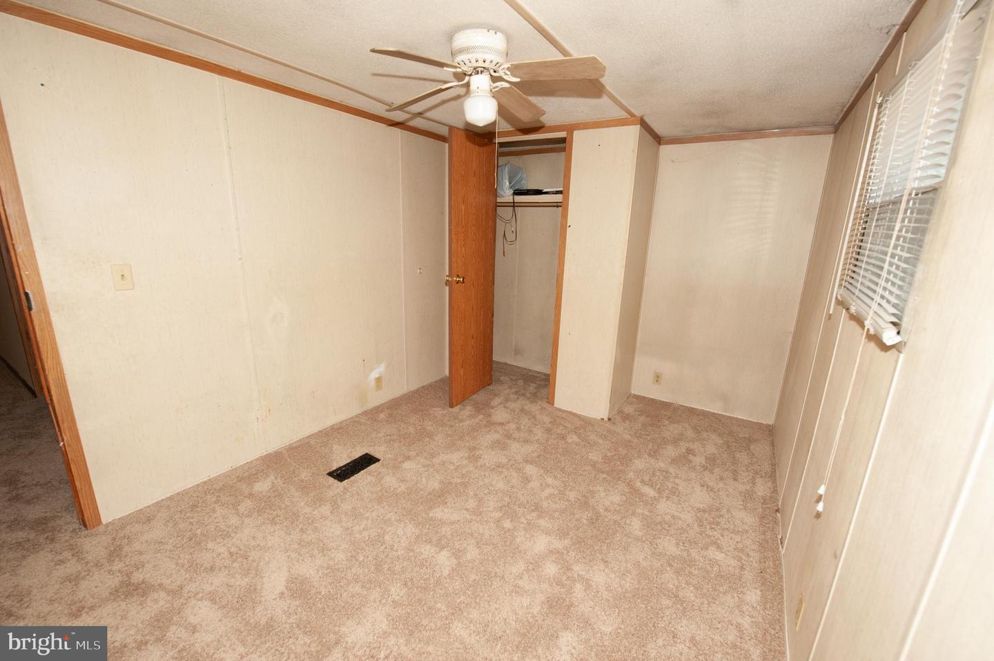 4 N Carrol St