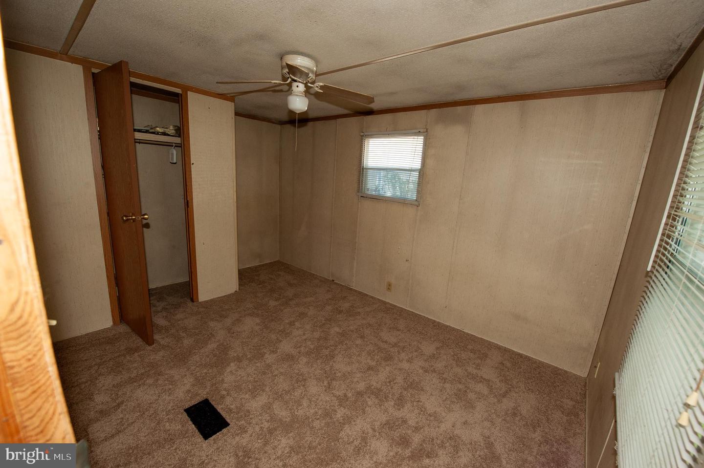 4 N Carrol St