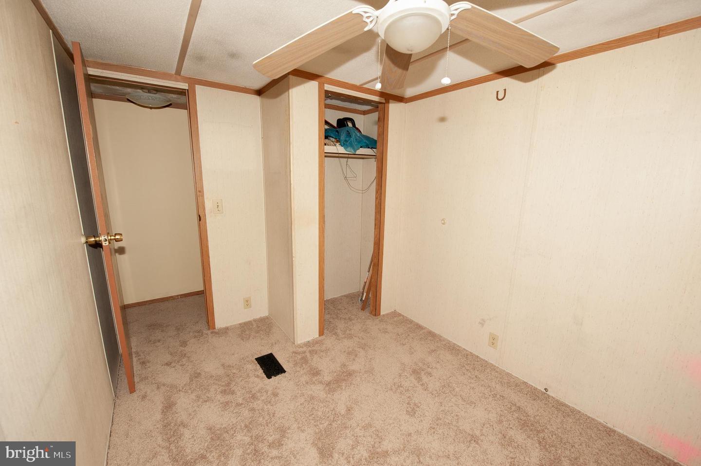 4 N Carrol St
