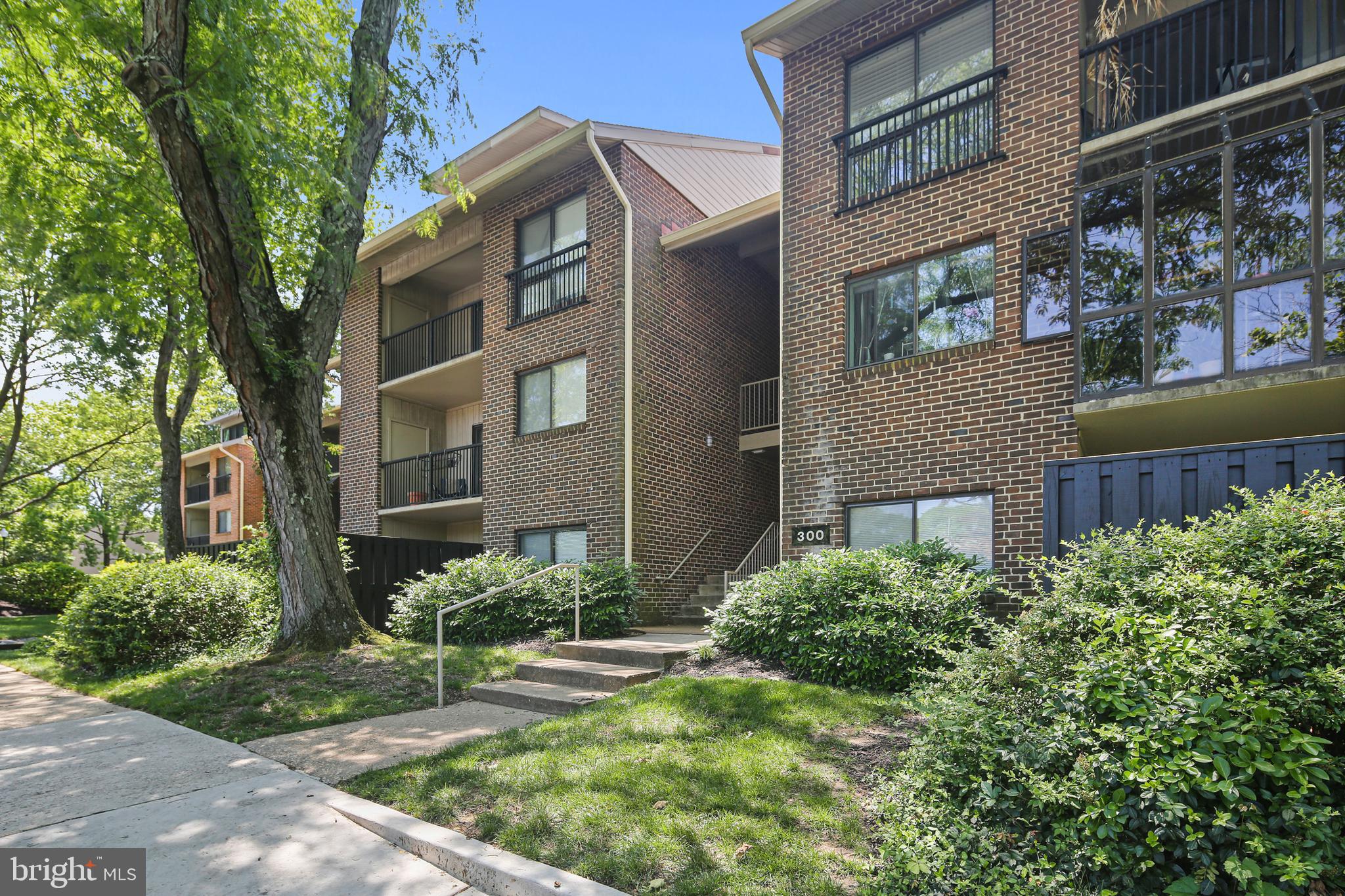 300 HILLTOP LANE 300K