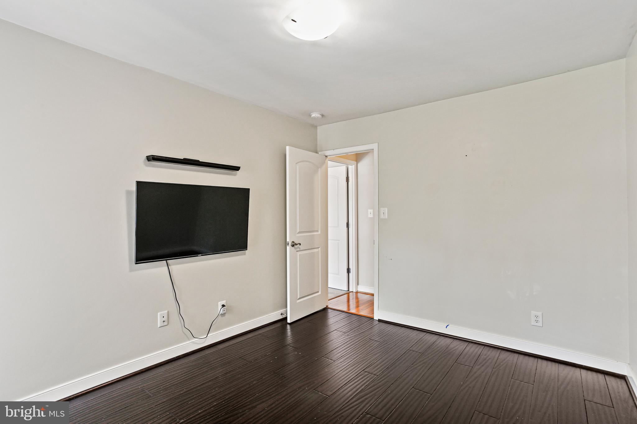 300 HILLTOP LANE 300K