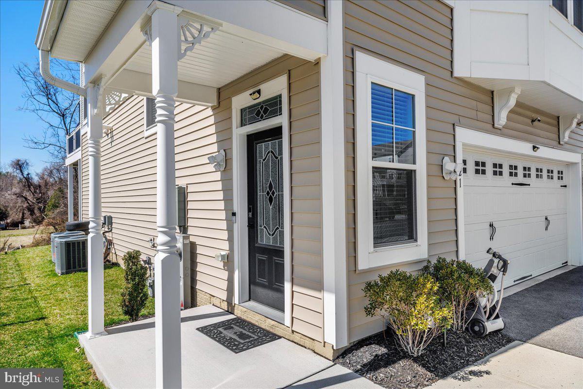 21 Greensborough Rd